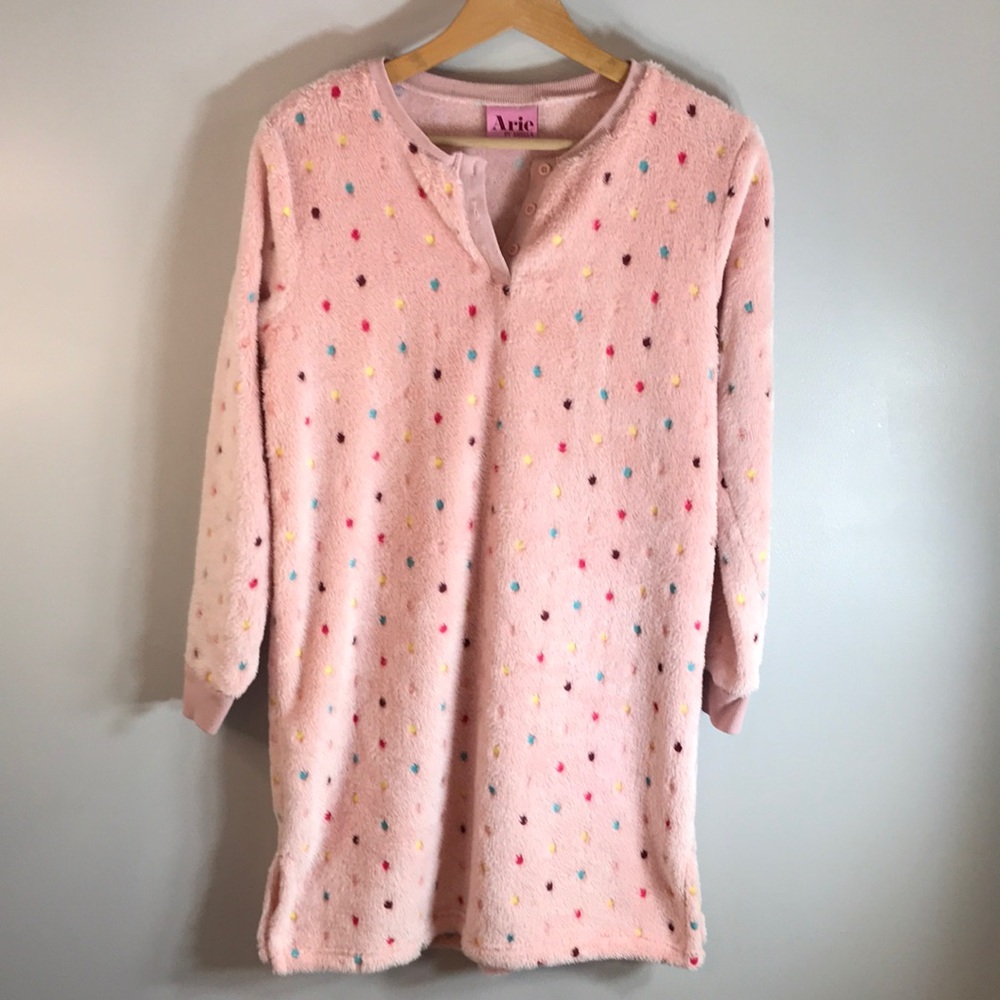 Arie by Arielle Night Shirt Size Medium